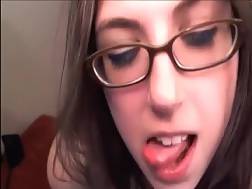 teen blackhaired hooters plays