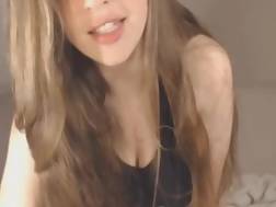 big hooters teen playing