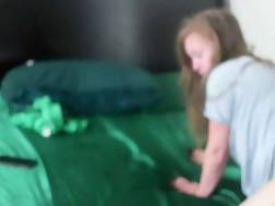 masturbates big penis cam