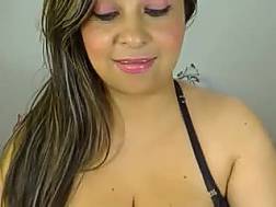 brunette webcam blowjob breasts