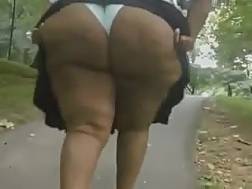 black wife shows big