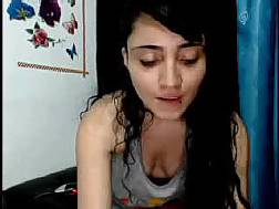 livechat blackhaired shows pussy