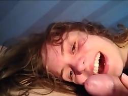 curly sweetheart bed sucking