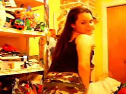 young live cam undressing