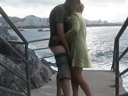 couple hot porn public