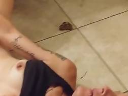 wife getting eaten lesbi