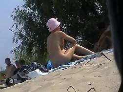 hot naked girlie beach