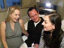 pregnant mom threesome teenager
