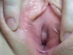 close pussy dripping