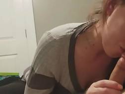 girlfriend giving bj mouth