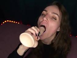 skinny mom blowjob dildo