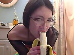 tiny oriental penetrates banana