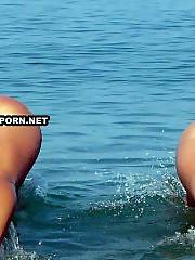 beach chicks sunbathing naked