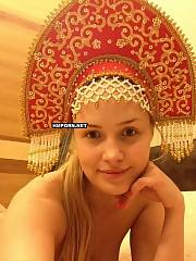 russian babe wearing showing